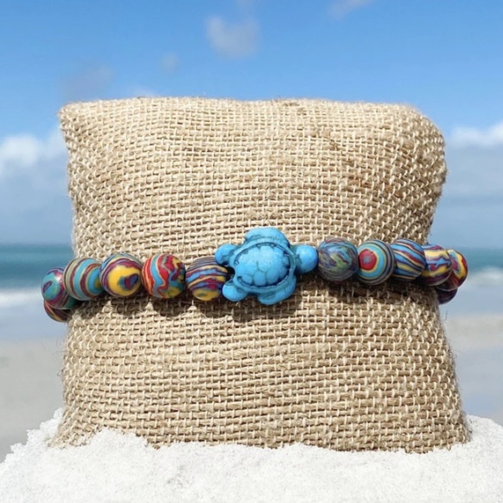 2 LEFT 🏝 SEA TURTLE RAINBOW STRETCH BEAD BRACELET - Picture 4 of 6